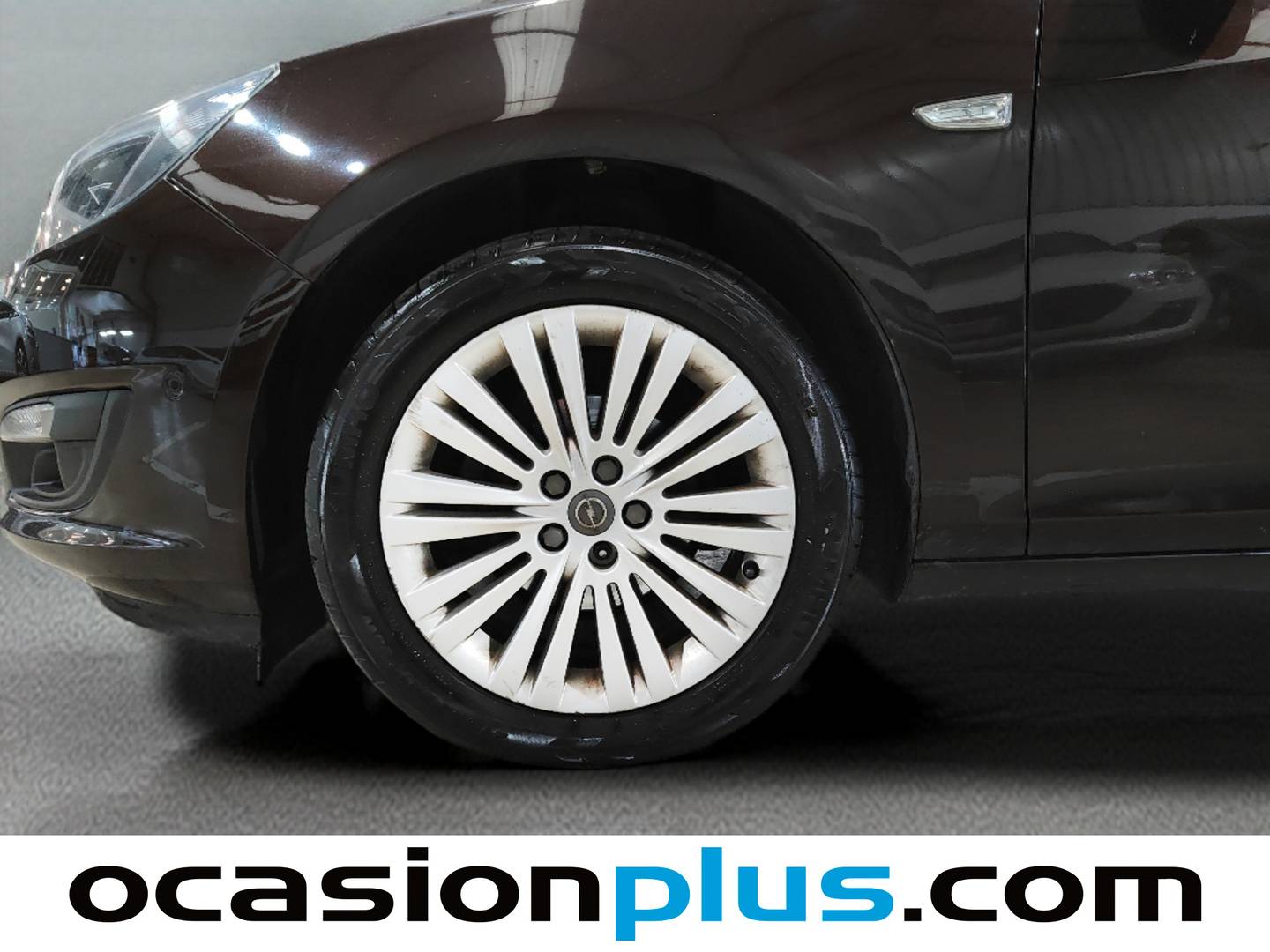 Foto Opel Astra Opel Astra 1.4 Turbo Sedan Selective (140 CV)