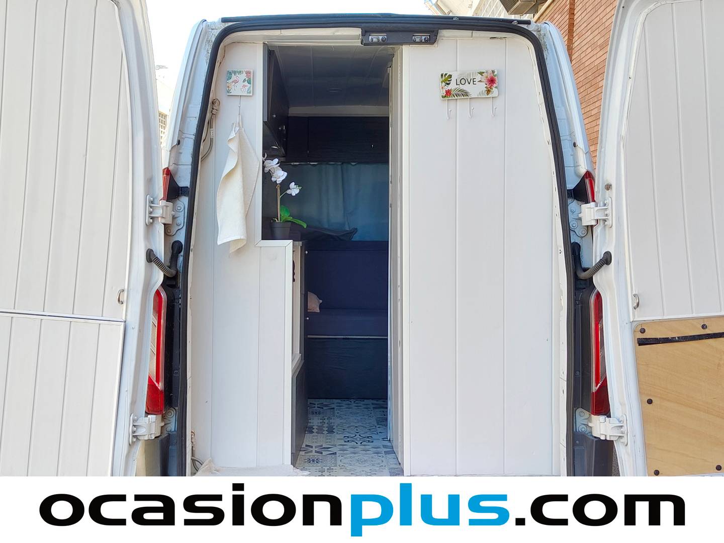 Foto asientos traseros Ford Transit Custom Ford Transit Custom Furgon 2.2 TDCI 250 L1 Ambiente (100 CV) 3 Plazas CAMPER