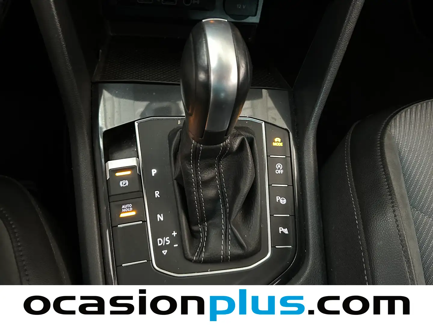 Foto Volkswagen Tiguan Volkswagen Tiguan Sport 1.5 TSI (150 CV) DSG Pack R-Line