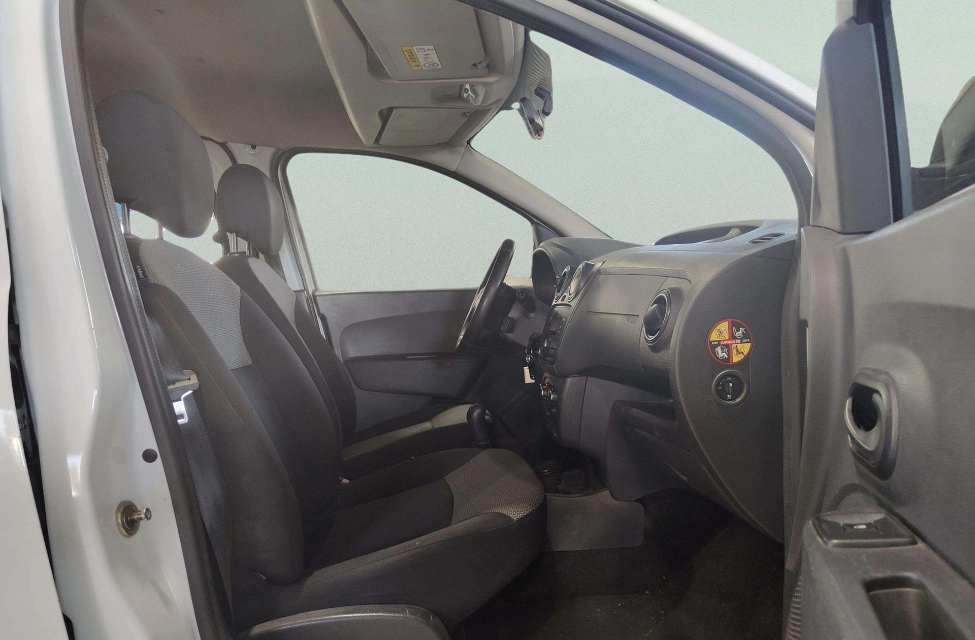 Dacia Dokker Ambiance 1.6 - foto 16