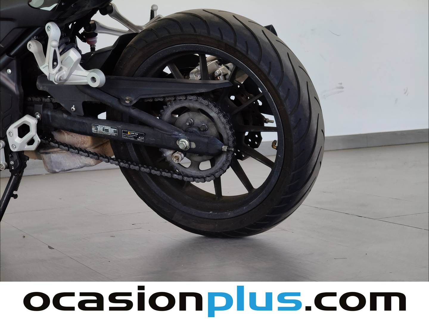 Benelli TRK 251 Benelli TRK 251 (26 CV) gasolina