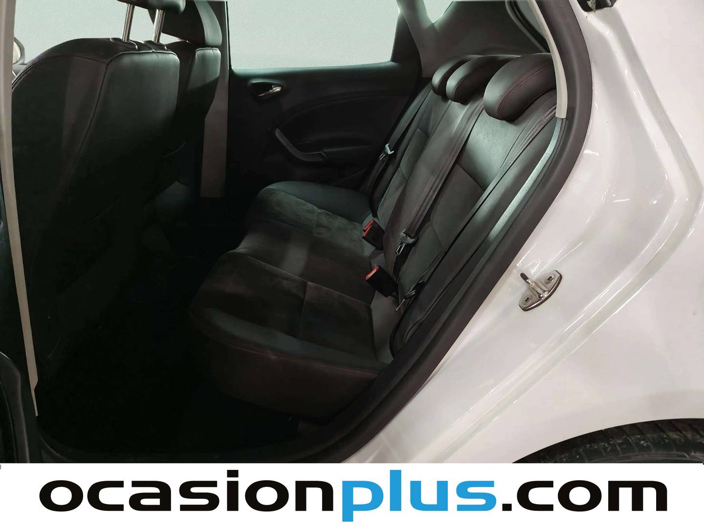 Foto asientos traseros Seat Ibiza Seat Ibiza 1.4 TDI FR Crono (105 CV)