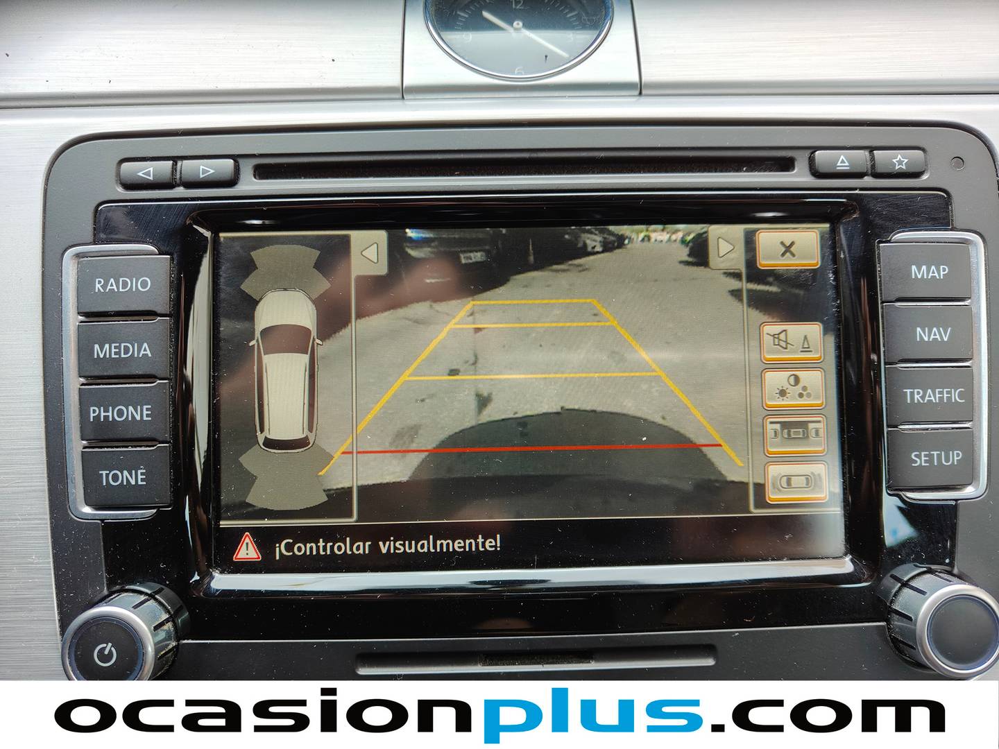 Equipamiento del Volkswagen Passat Volkswagen Passat Variant VoR-Line 2.0 TDI BMT (140 CV)