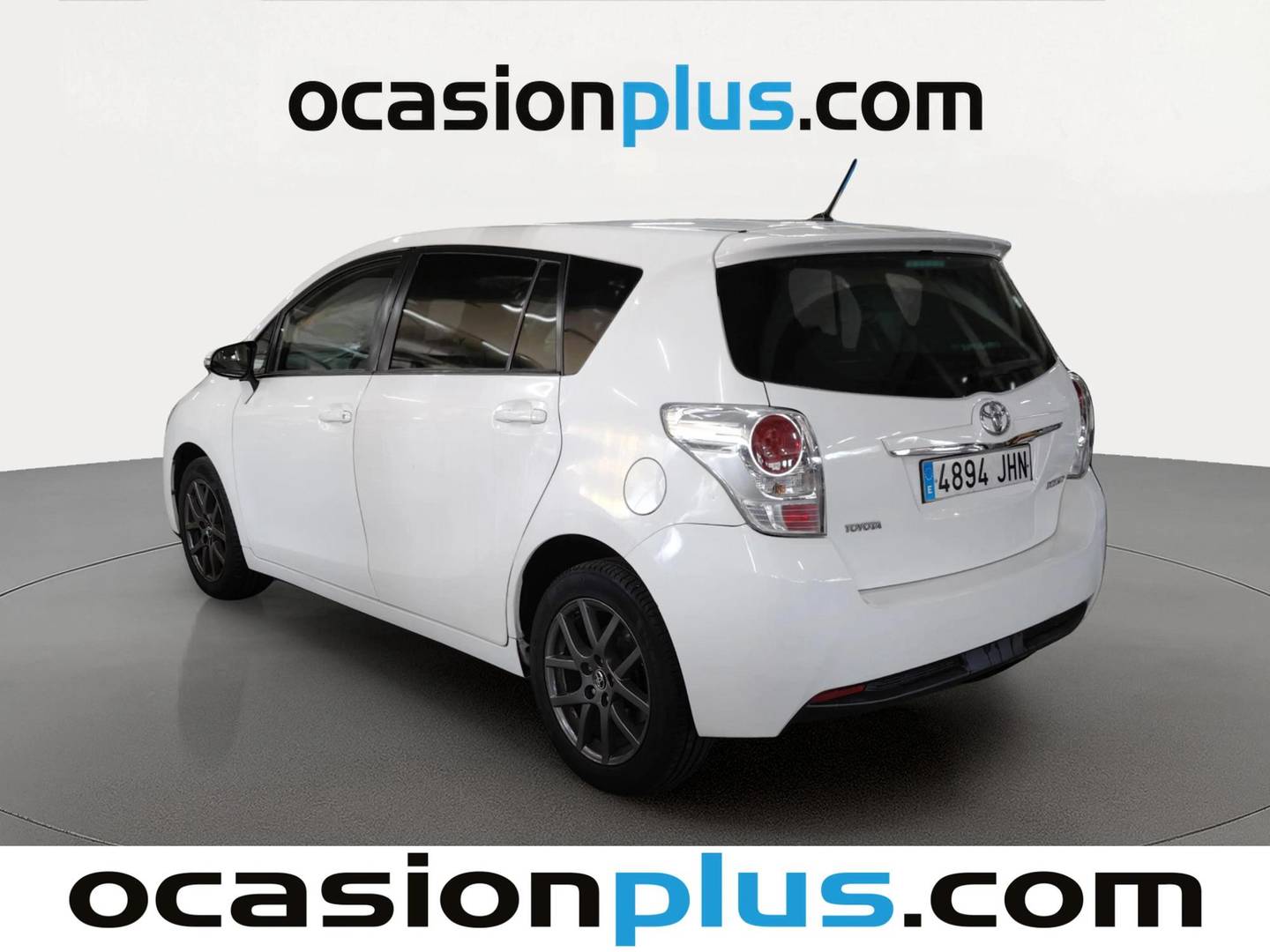 Foto trasera Toyota Verso Toyota Verso 130 Advance (132 CV) izquierda