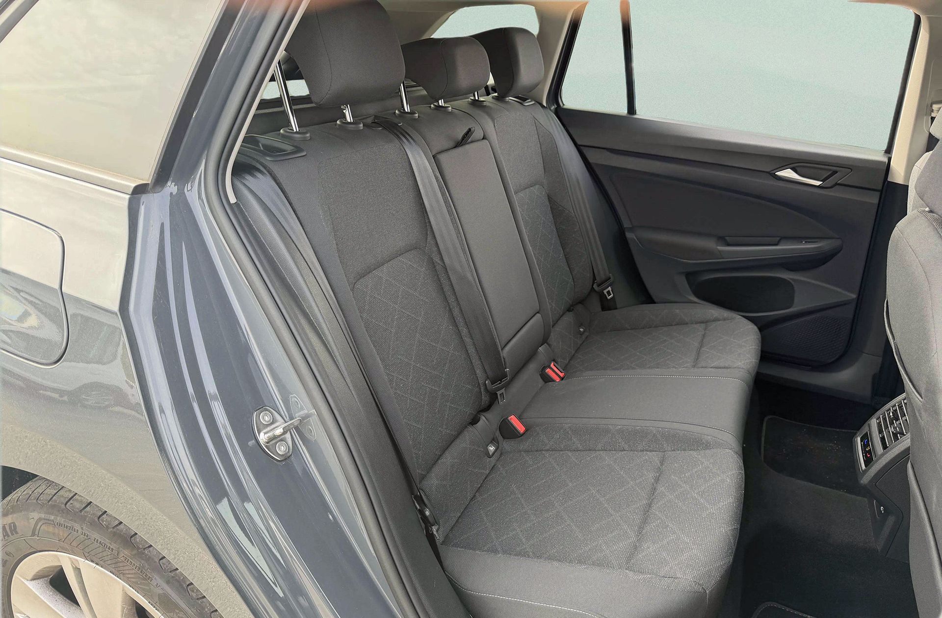 Volkswagen Golf Variant Life 2.0 TDI - foto 15