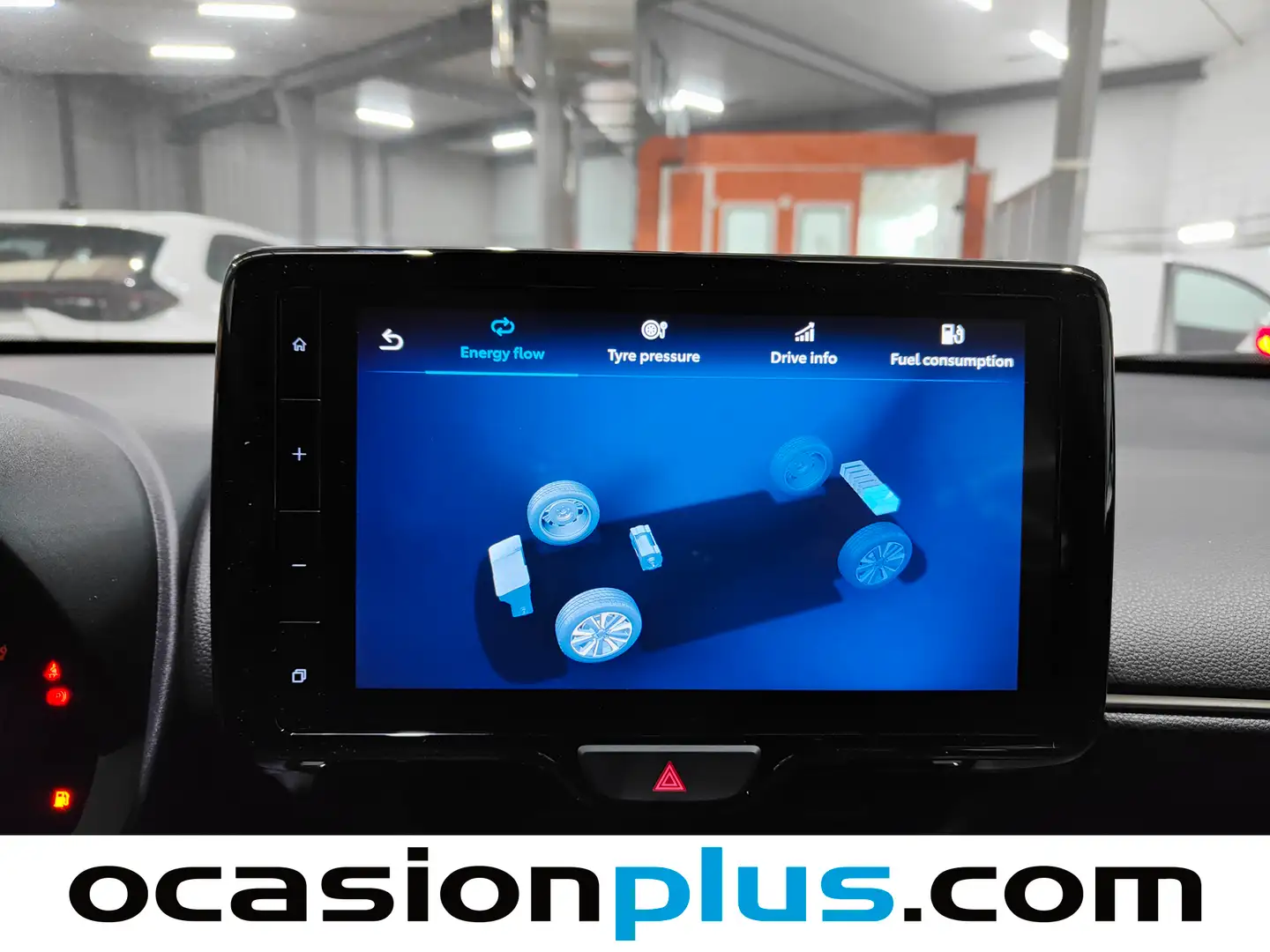 Foto Toyota Yaris Cross Toyota Yaris Cross 120H Business Plus (116 CV)