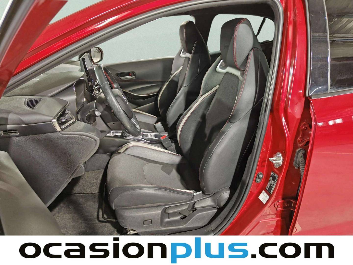 Foto asientos delanteros Toyota Corolla Toyota Corolla 140H GR-Sport (140 CV)