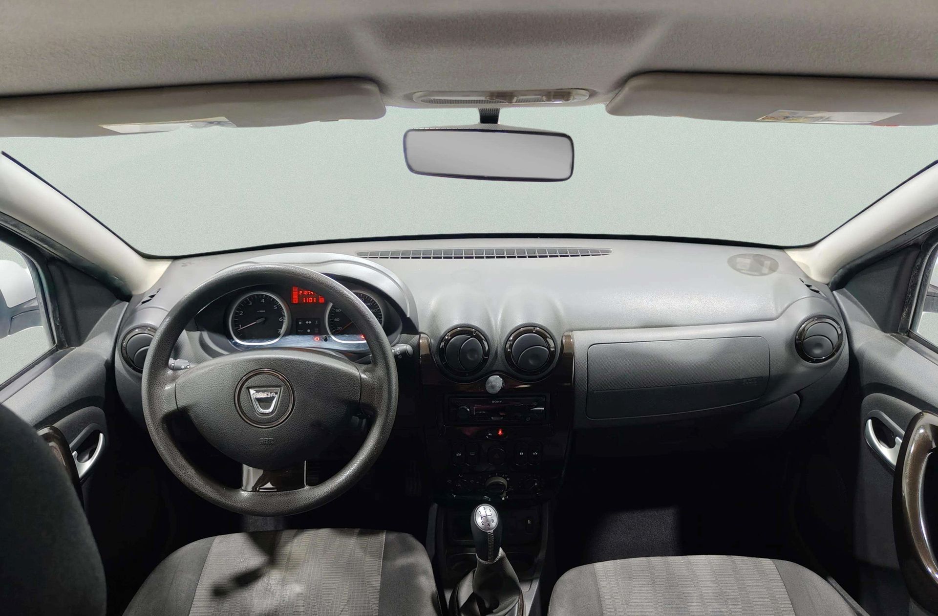 Dacia Duster Laureate dCi - foto 6