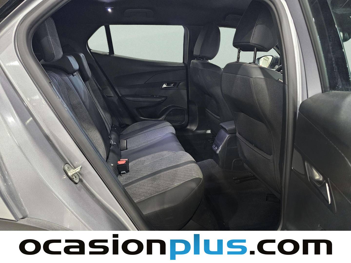 Peugeot 2008 Peugeot 2008 Allure Hybrid eDCS6 (145 CV) 2025