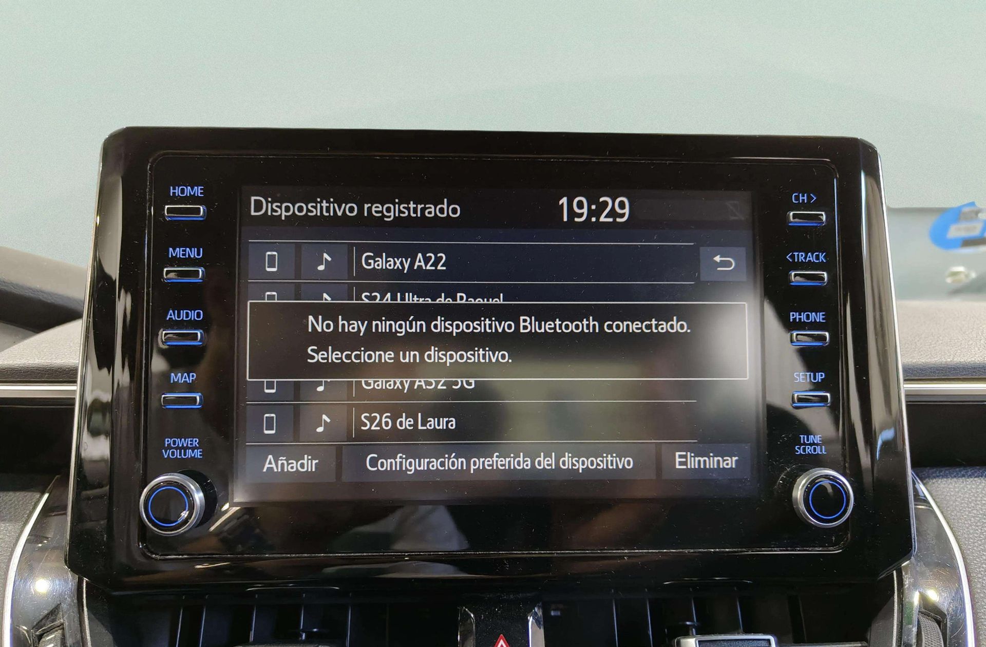 Toyota Corolla 1.8 125 Híbrido Active Tech E-CVT - foto 30