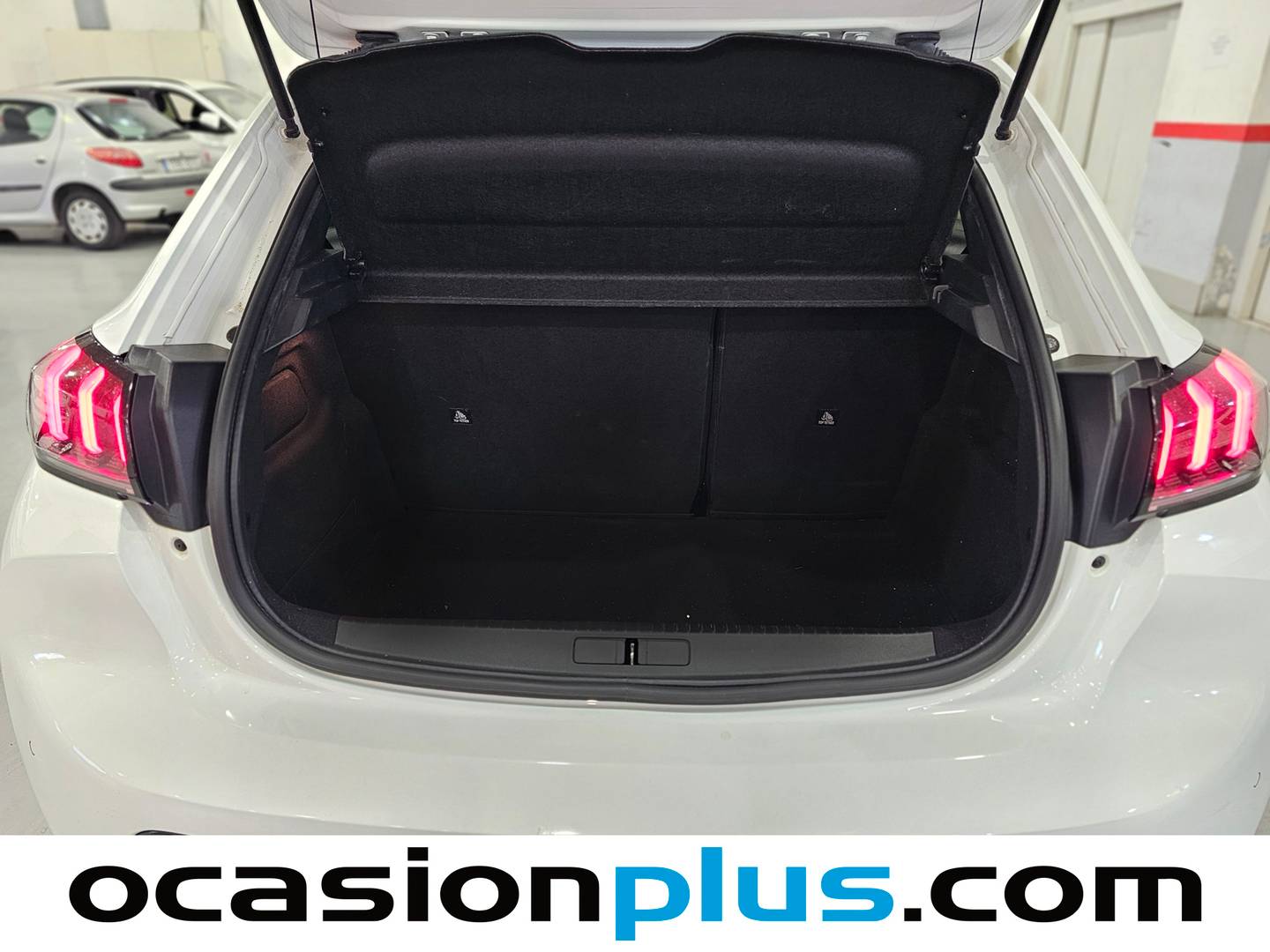 Foto Peugeot 208 Peugeot 208 BlueHDi 100 Allure (100 CV)