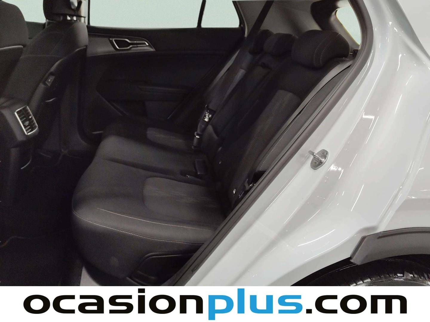 Foto asientos traseros KIA Sportage KIA Sportage 1.6 T-GDi MHEV Drive 4x2 (150 CV)