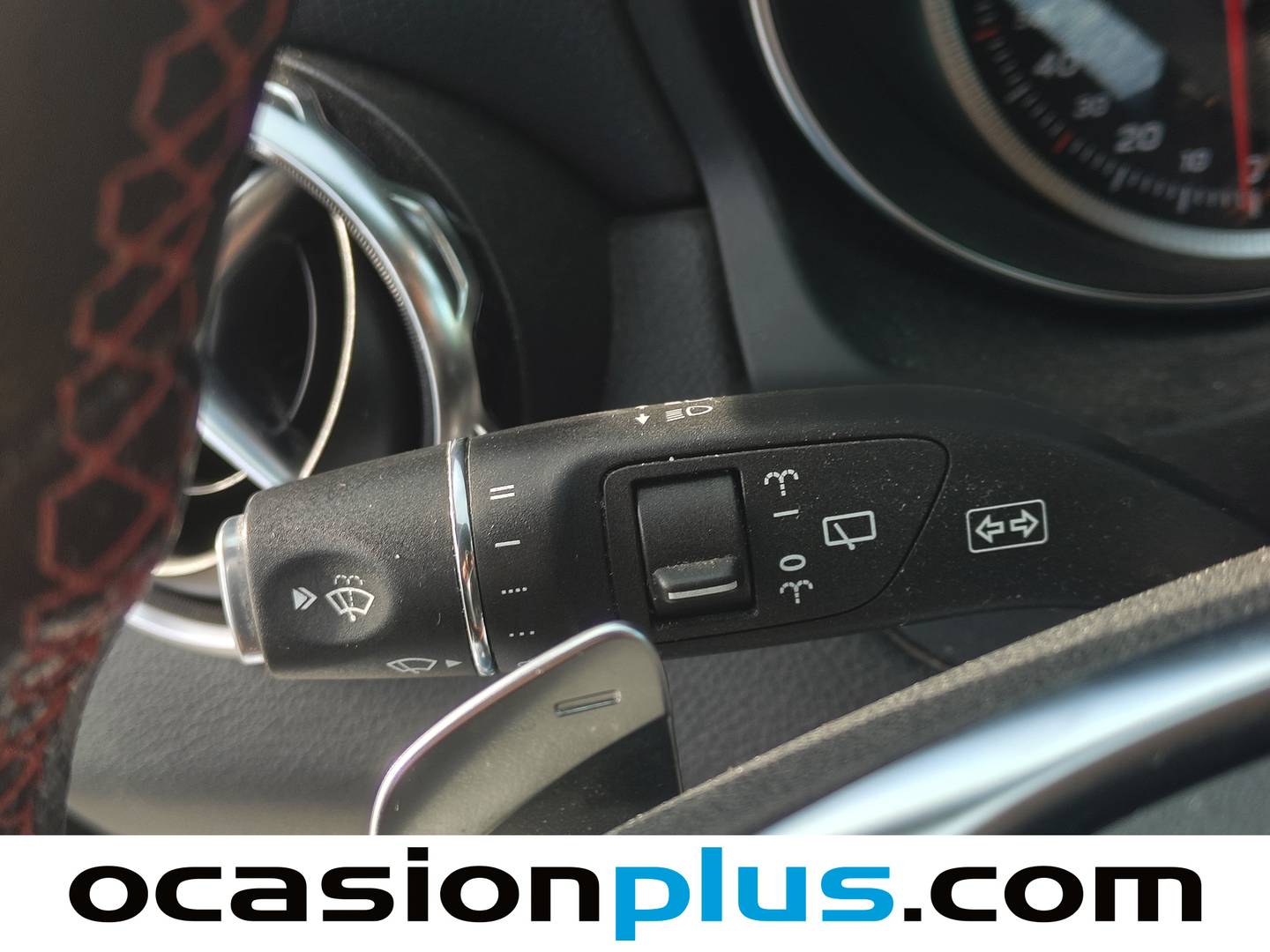 Mercedes GLA Mercedes-Benz GLA 180 (122 CV) Pack AMG de segunda mano