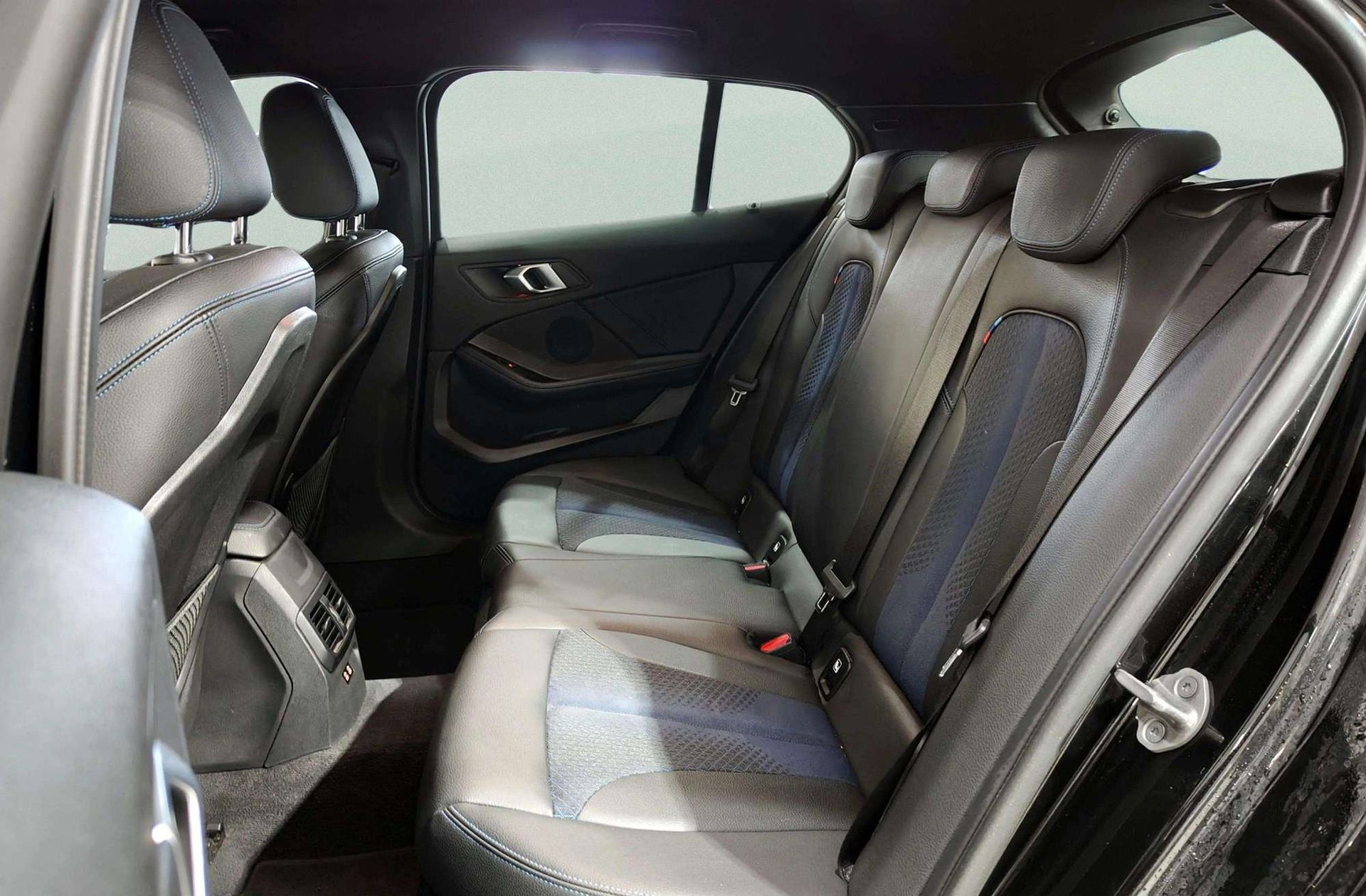 BMW Serie 1 118d Pack M - foto 13
