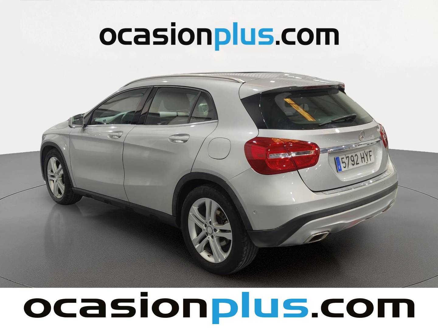 Foto trasera Mercedes GLA Mercedes GLA 220 CDI Edition 1 (170 CV) derecha