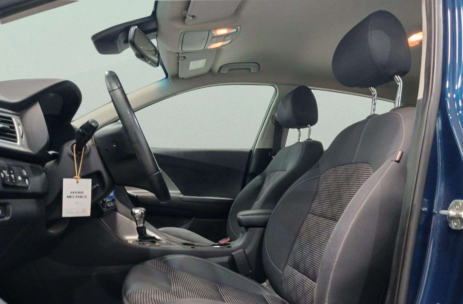 Kia Niro 1.6 GDi HEV Híbrido Drive - foto 11