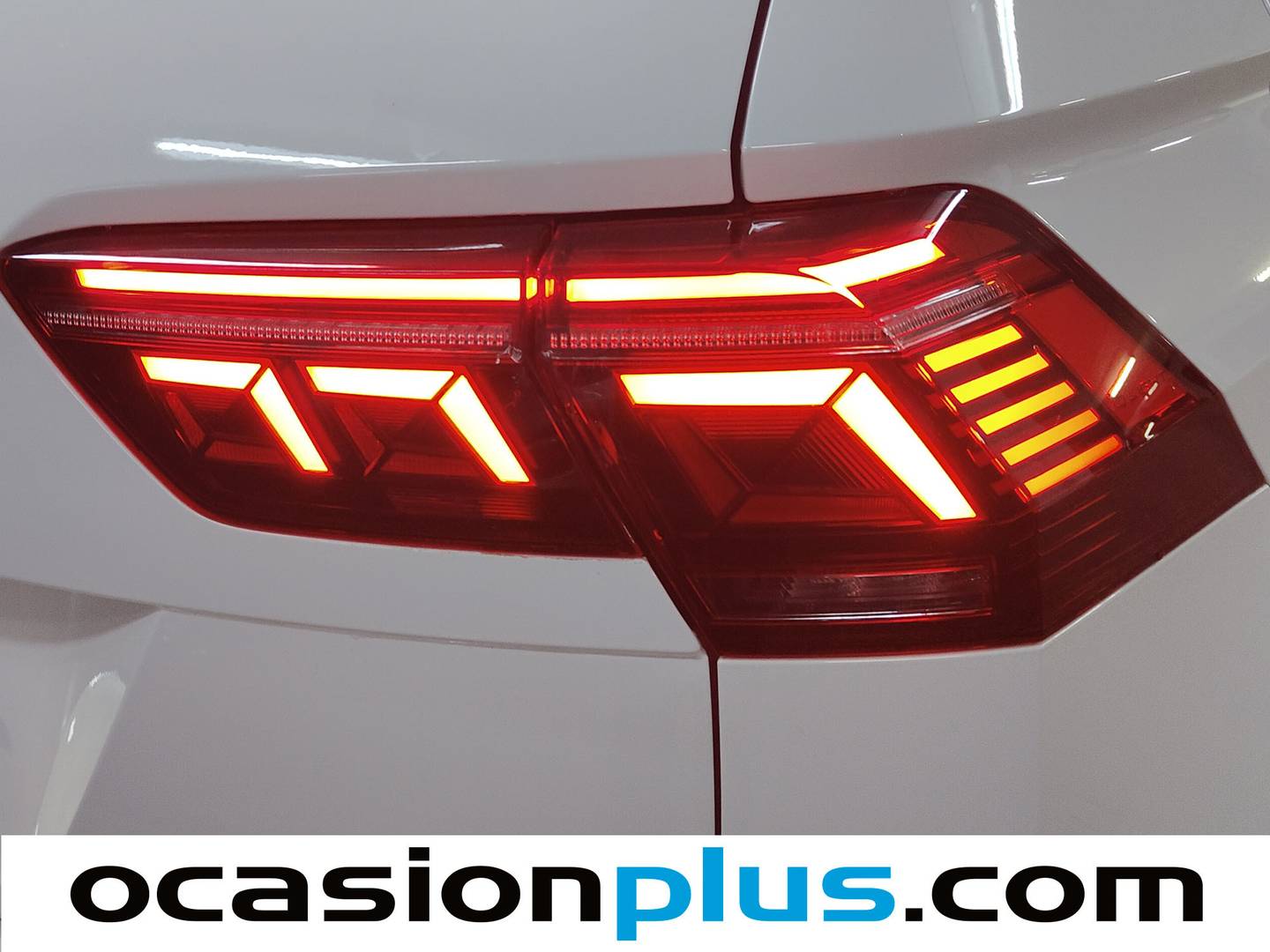 Foto Volkswagen Tiguan Volkswagen Tiguan R-Line 1.5 TSI DSG (150 CV)