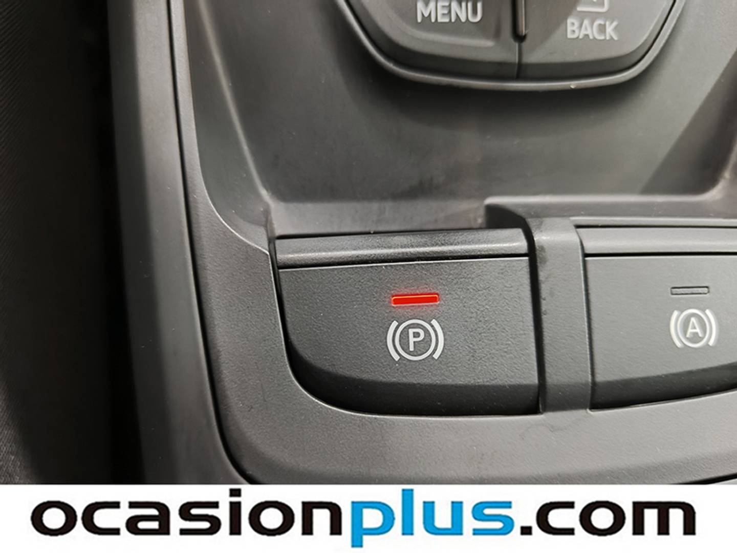 Foto Audi Q2 Audi Q2 design edition 1.6 TDI (116 CV)