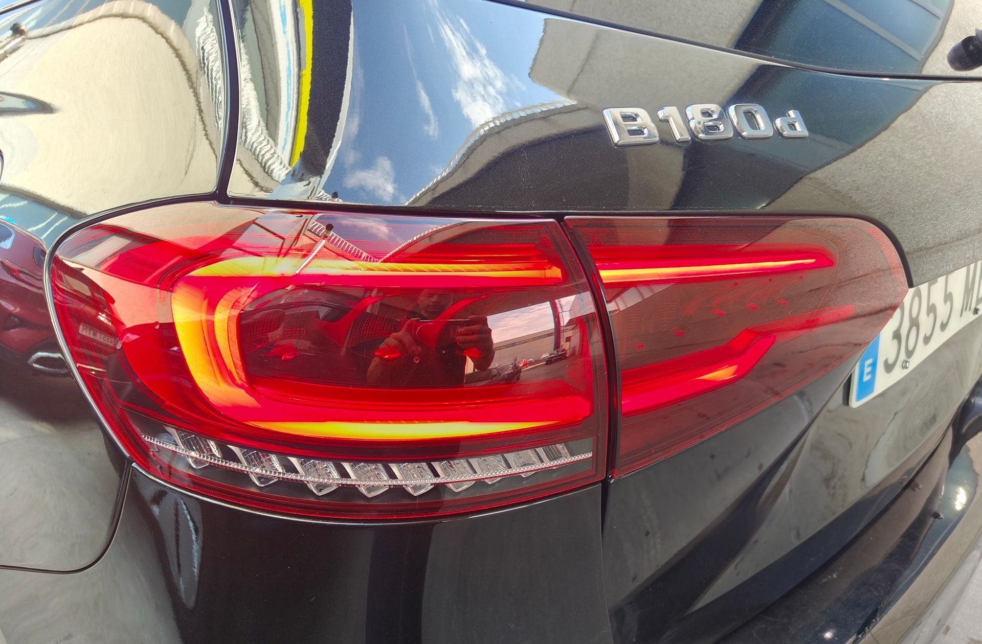 Mercedes-Benz Clase B 180 d - foto 17