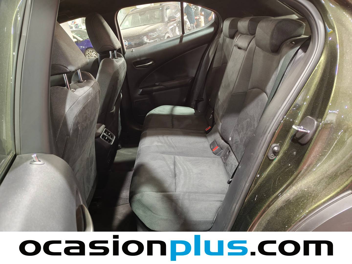Foto asientos traseros Lexus UX Lexus UX UX 250h Premium (184 CV)