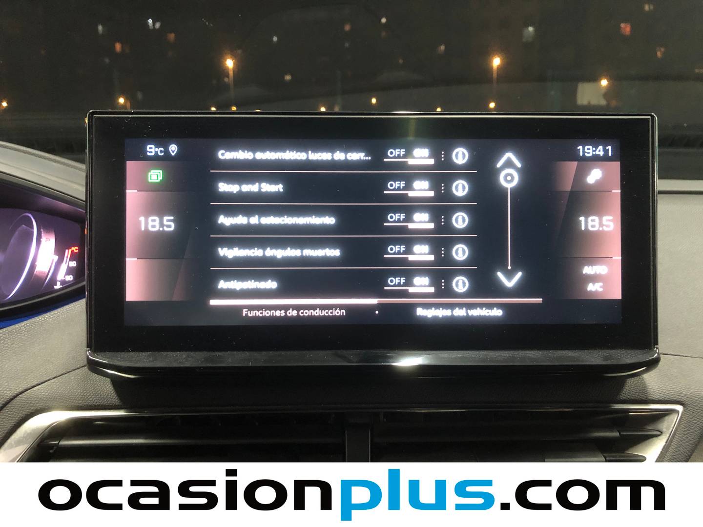 Foto Peugeot 3008 Peugeot 3008 PureTech 130 S&S GT EAT8 (130 CV)