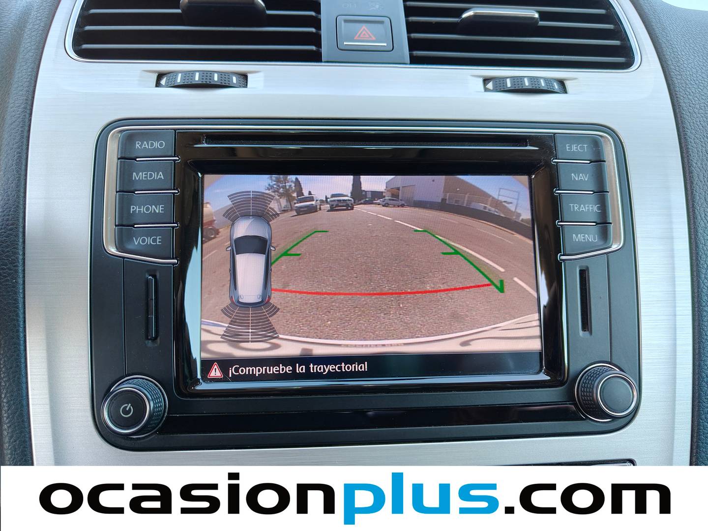 Equipamiento del Volkswagen Scirocco Volkswagen Scirocco Typhoon by R-Line 1.4 TSI BMT (125 CV)