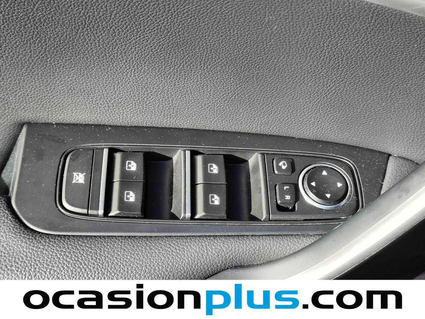 Foto KIA XCeed Kia XCeed 1.6 MHEV Tech DCT (136 CV)