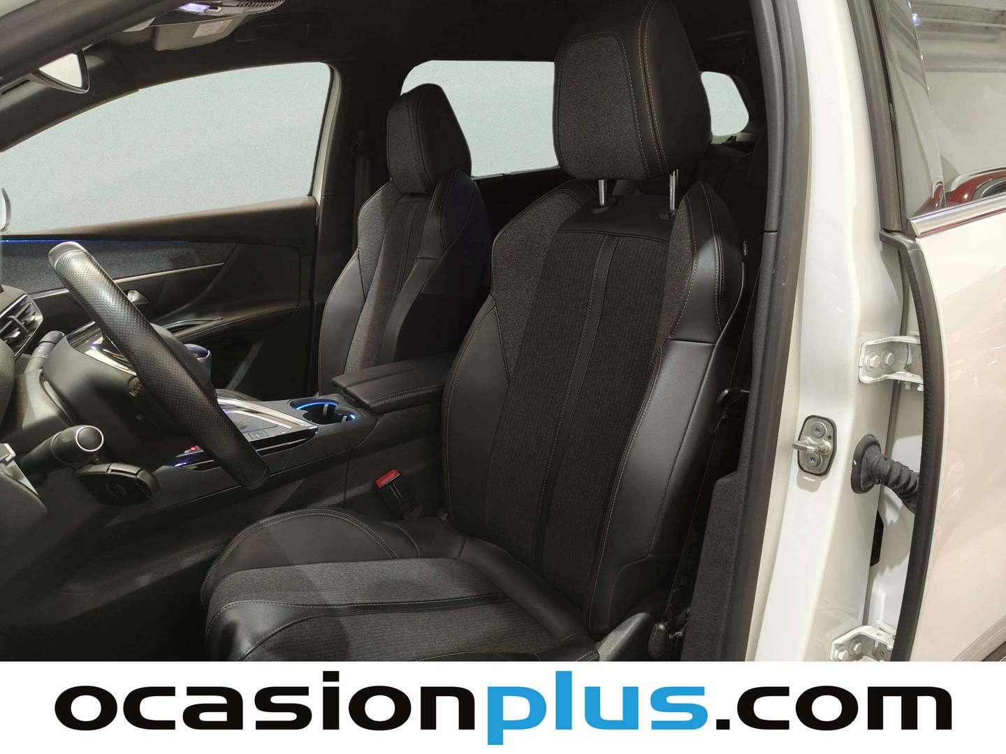 Foto asientos delanteros Peugeot 5008 Peugeot 5008 PureTech 130 GT Line (130 CV) 7 Plazas