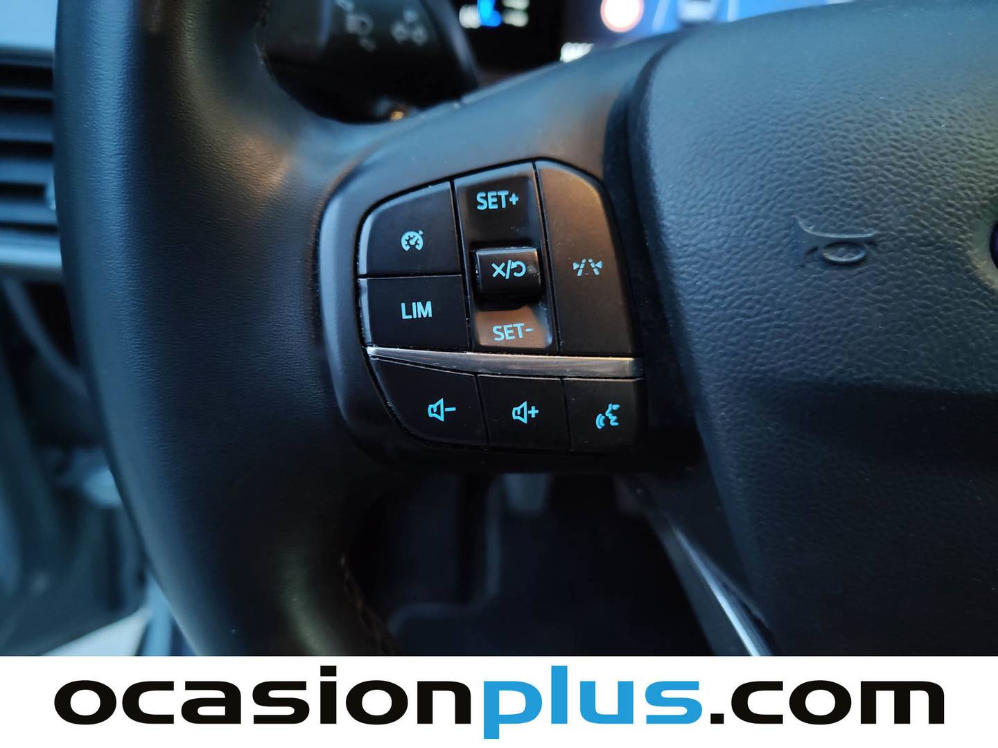 Extras del Ford Tourneo Courier Ford Tourneo Courier 1.0 EcoBoost Titanium (125 CV)