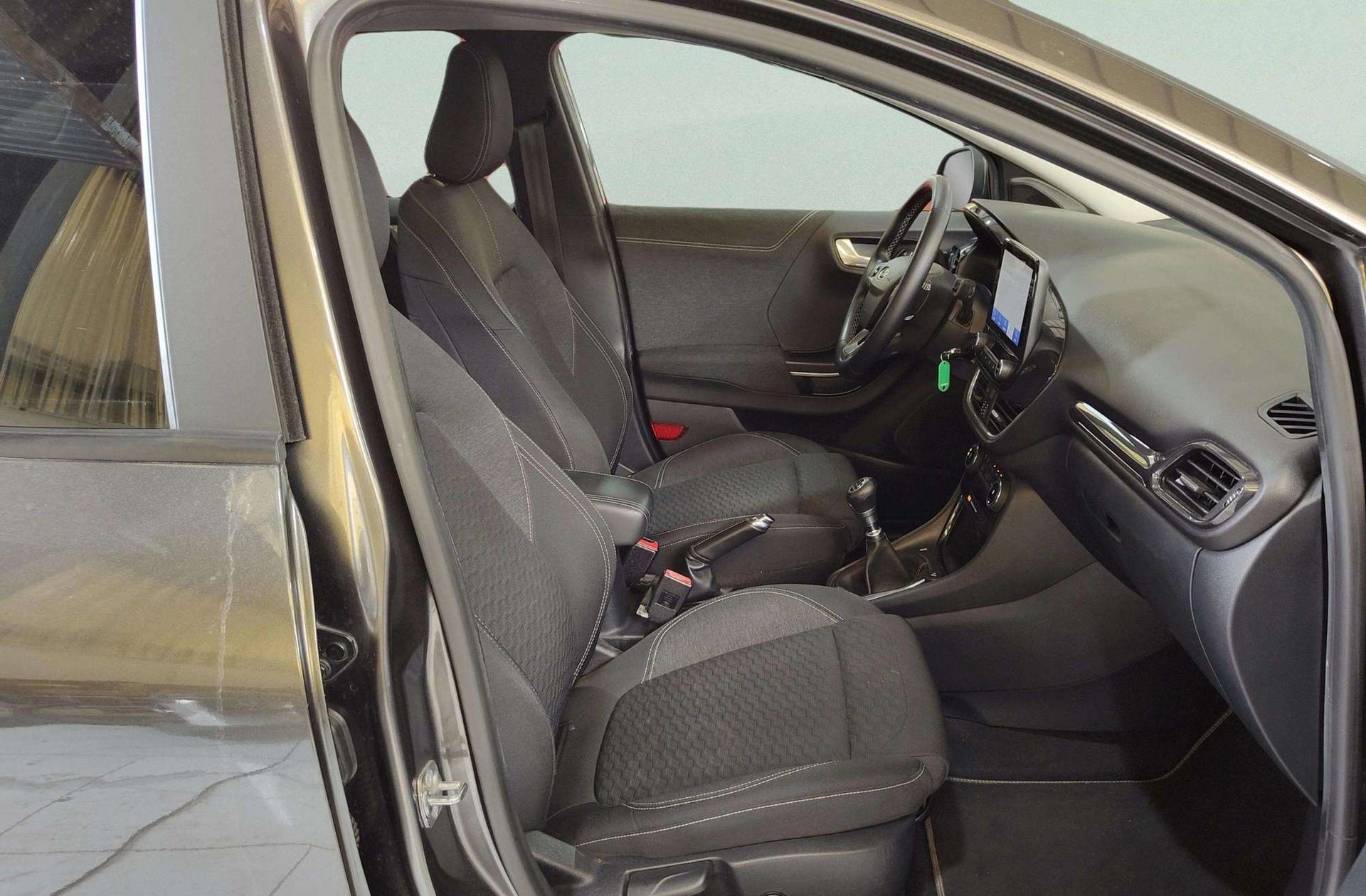 Ford Puma 1.0 EcoBoost MHEV Titanium - foto 18