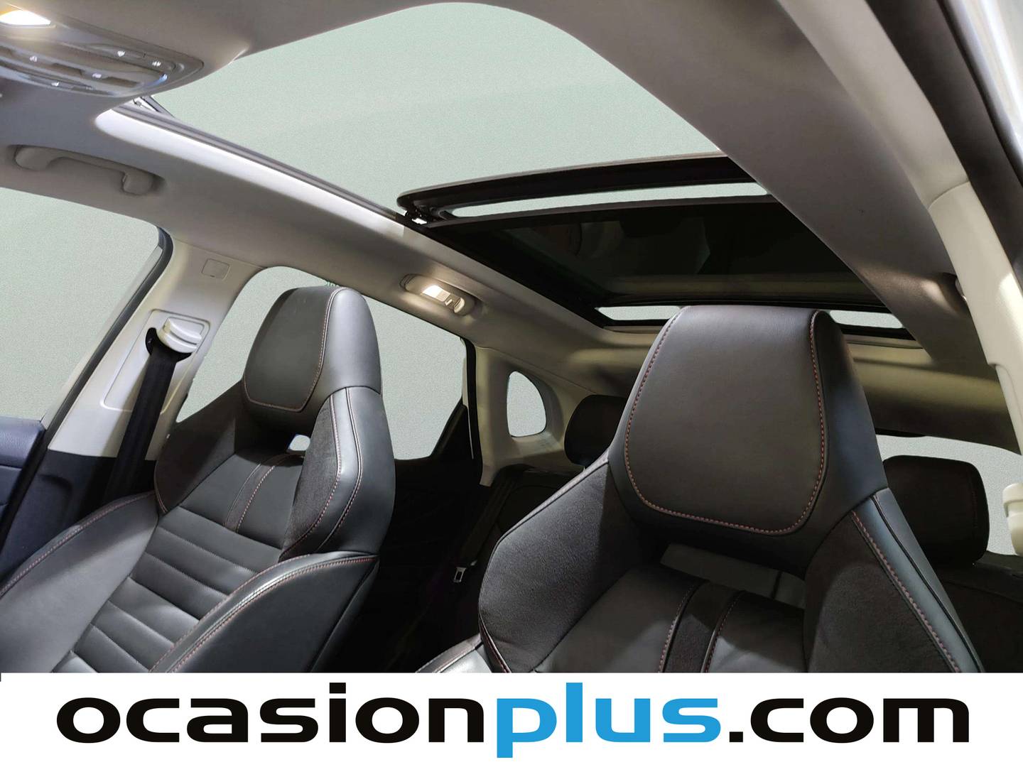 Extras y acabados del MG HS MG HS 1.5 Turbo GDI Luxury DCT (162 CV)