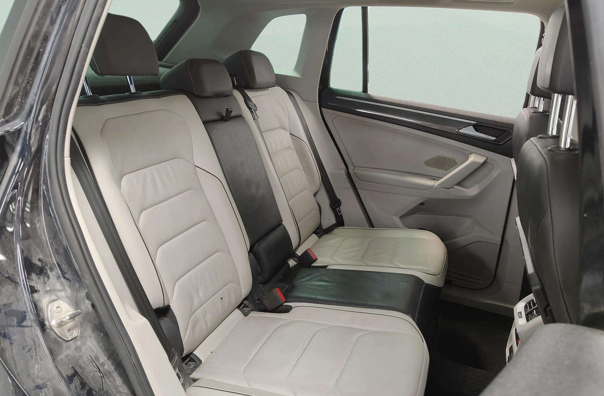 Volkswagen Tiguan Sport 2.0 TDI BMT 4Motion DSG Pack R-Line - foto 22