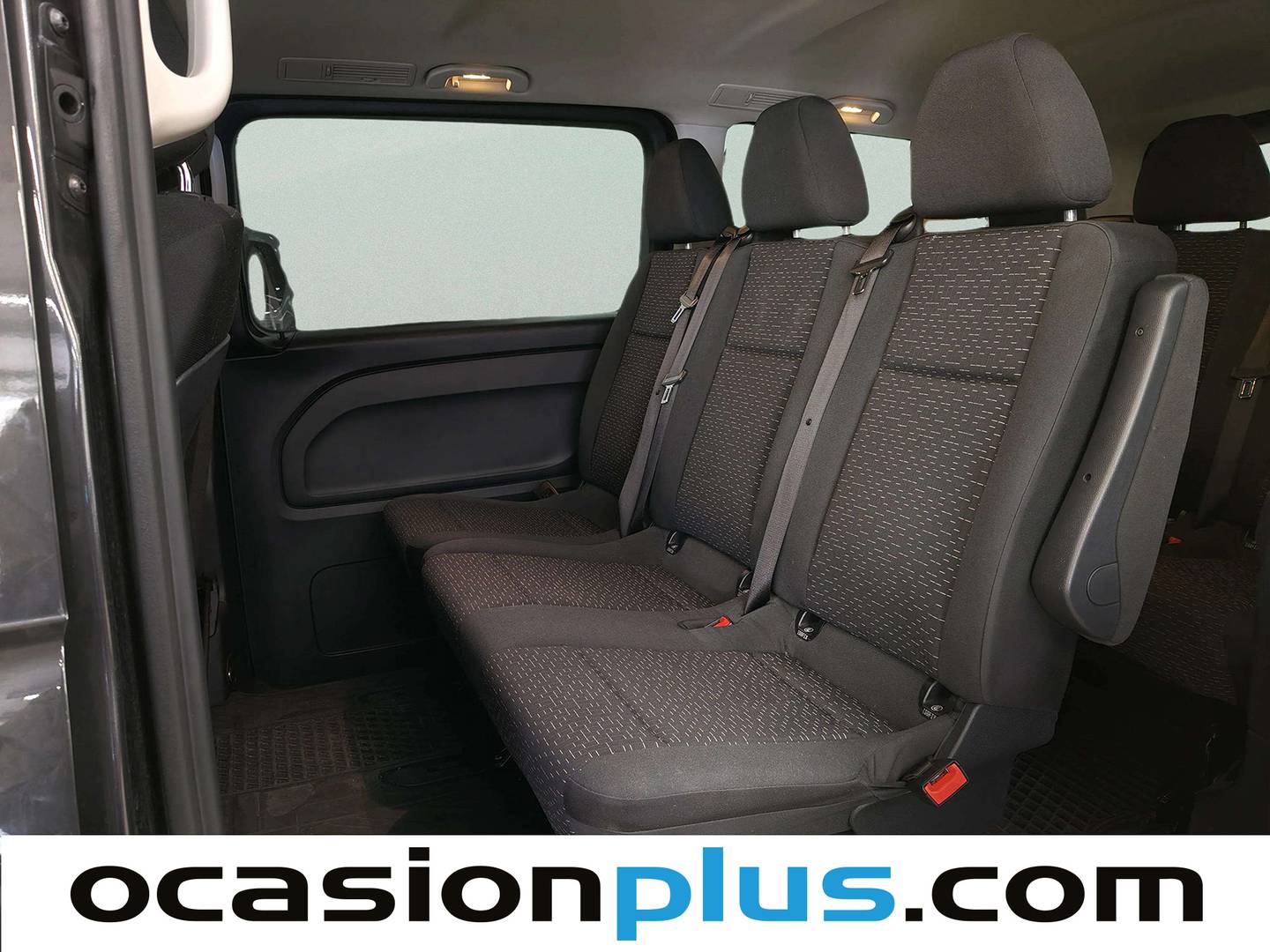 Fotos maletero Mercedes Vito Mercedes-Benz Vito Combi 116 CDI Tourer Pro Larga (163 CV) 9 Plazas