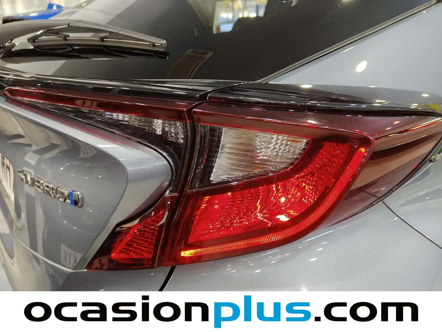 Foto Toyota C-HR Toyota C-HR 180H Advance (184 CV)