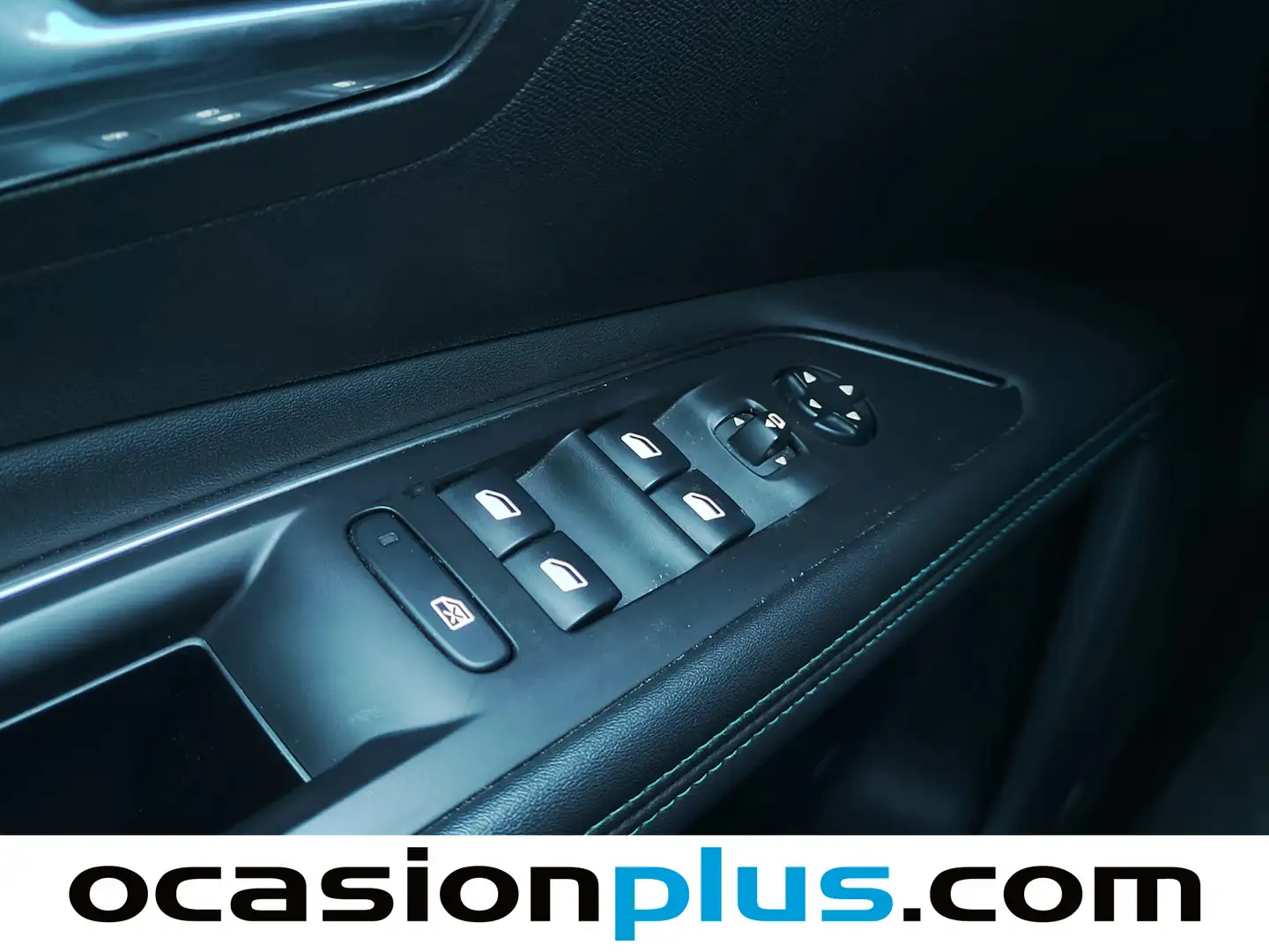 Foto Peugeot 3008 Peugeot 3008 PureTech 130 S&S Allure Pack (130 CV)