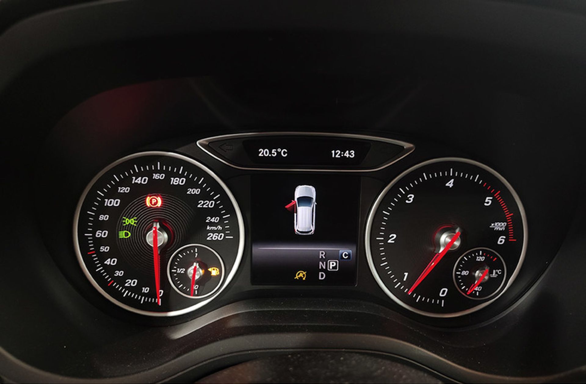 Mercedes-Benz Clase B 200 d Pack AMG - foto 27