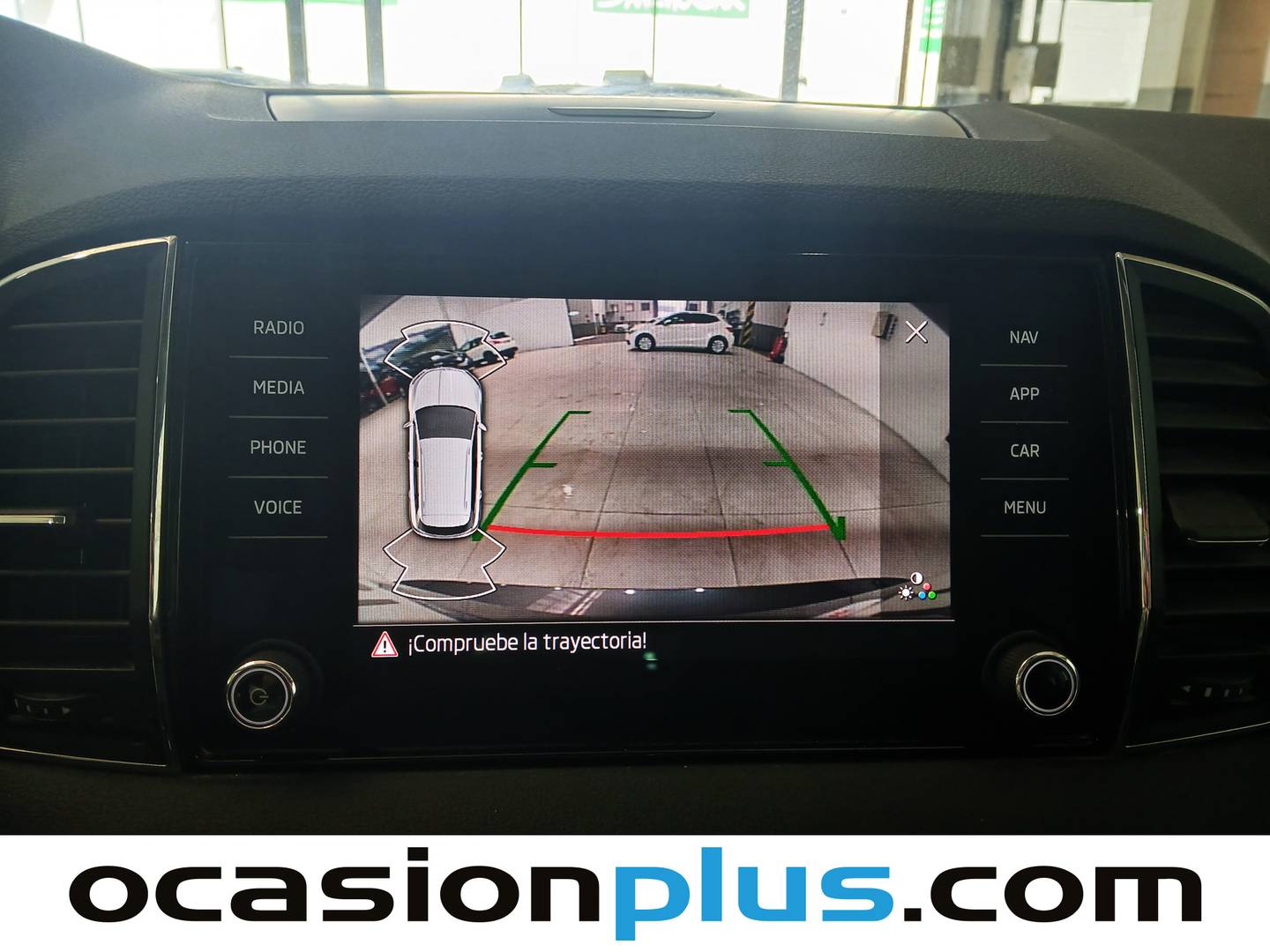 Extras y acabados del Skoda Karoq Skoda Karoq 2.0 TDI Ambition 4X4 DSG (150 CV)