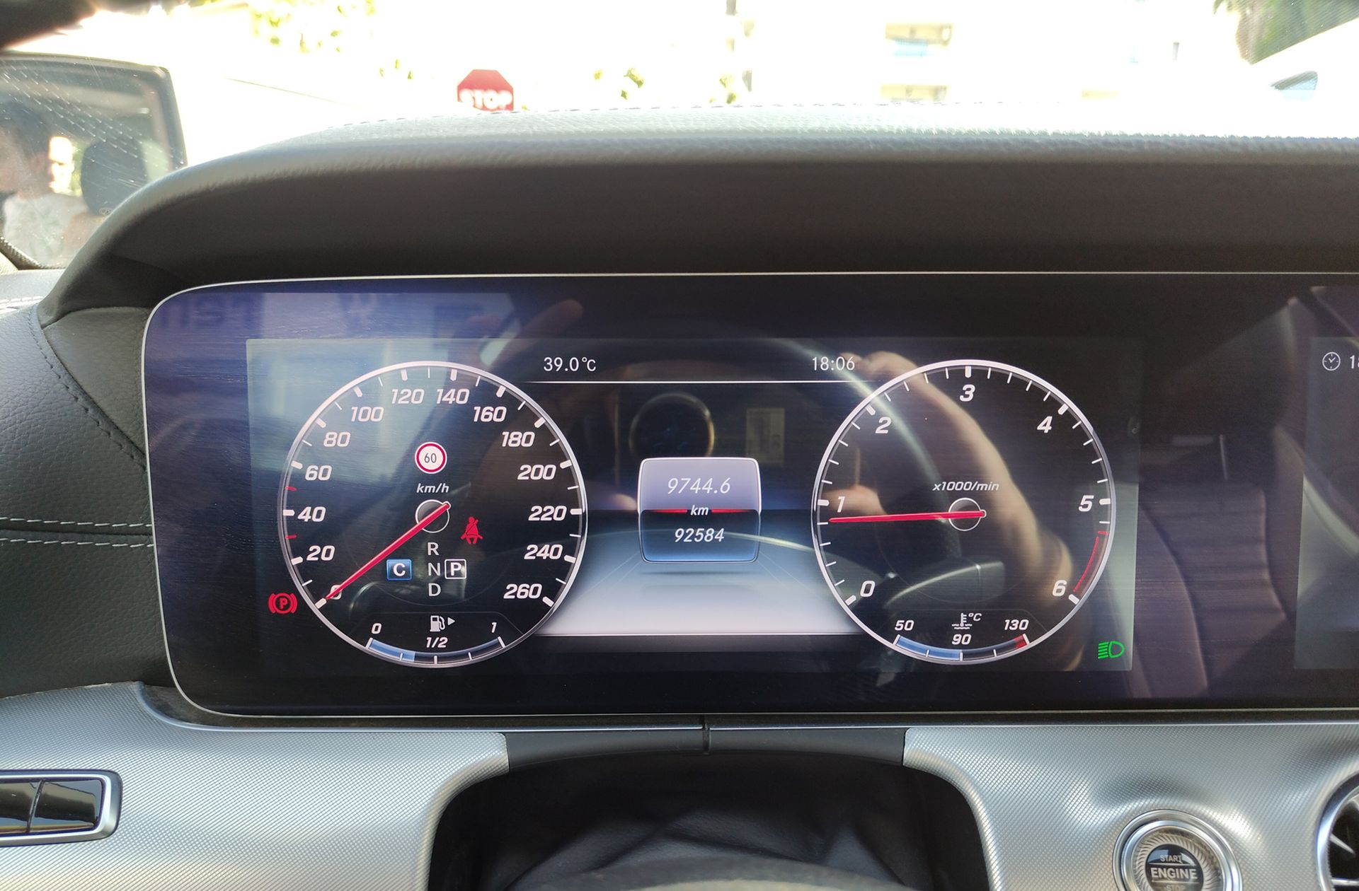 Mercedes-Benz Clase E 220 d Cabrio Pack AMG - foto 25