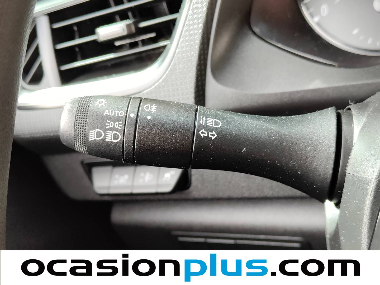 Extras y acabados del Nissan Townstar Nissan Townstar Furgon 1.3G L1 Profesional (130 CV)