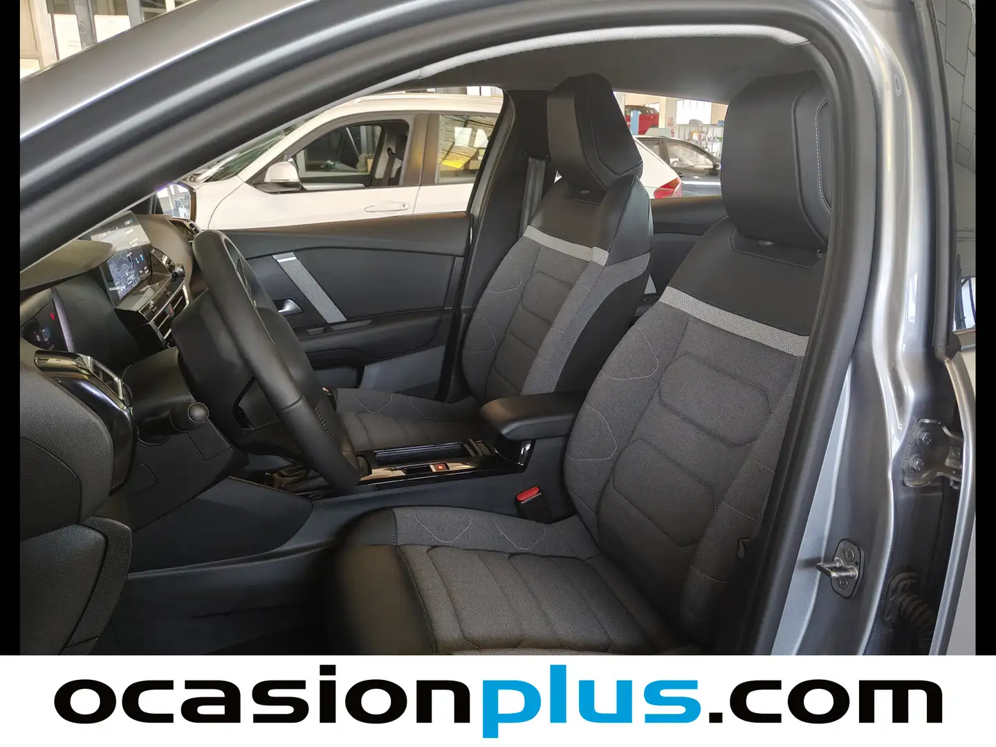 Foto Citroën C4 Citroen C4 PureTech 130 S&S 6v Plus (131 CV)