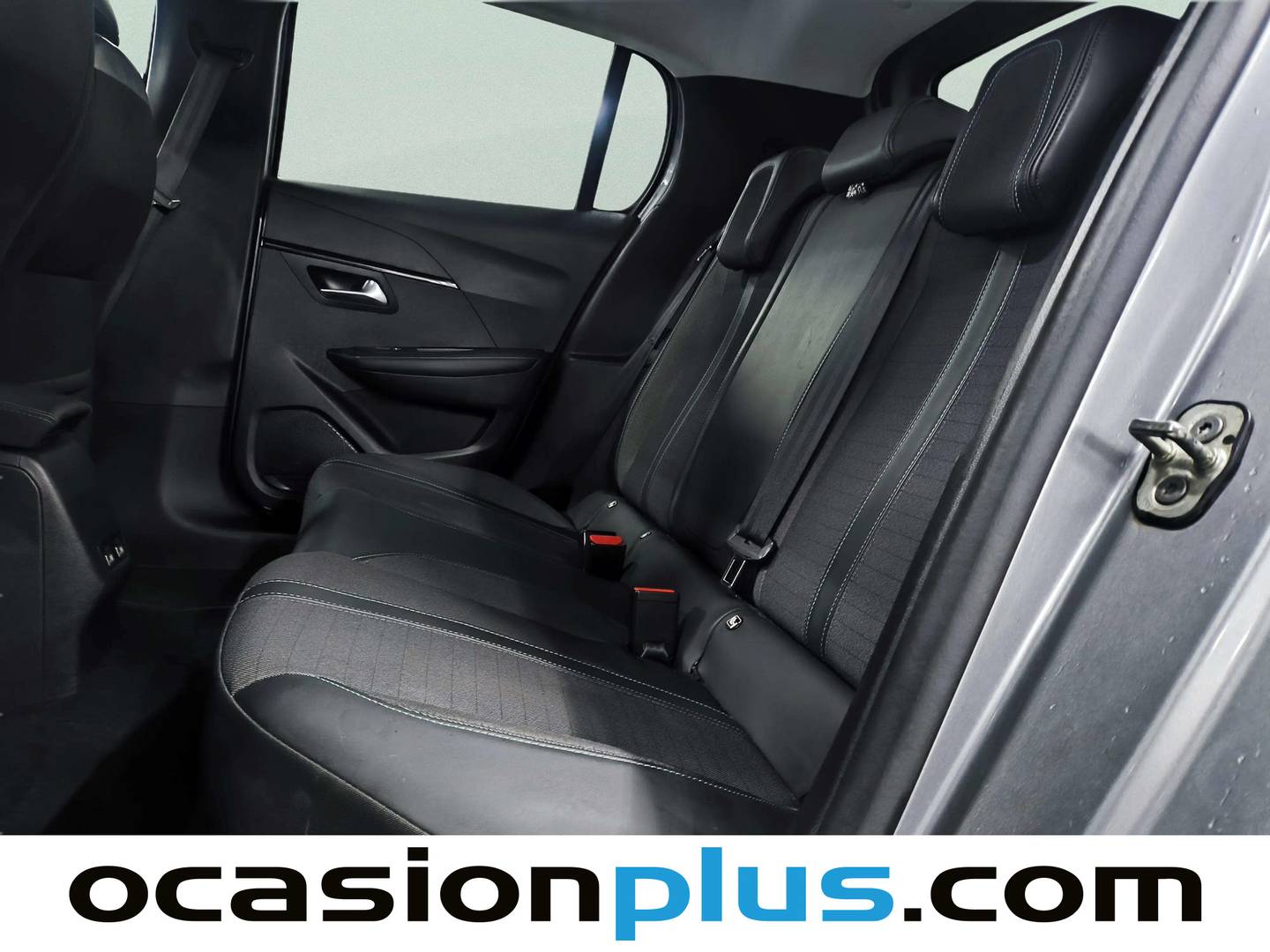 Foto asientos traseros Peugeot 208 Peugeot 208 BlueHDi 100 Allure (100 CV)