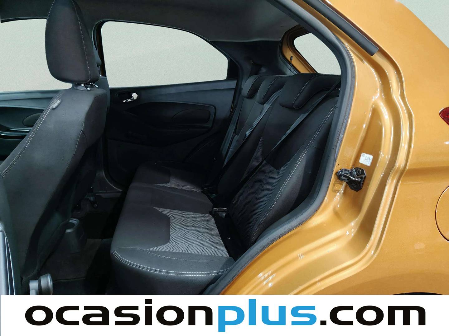 Foto asientos traseros Ford Ka+ Ford Ka+ 1.2 Ti-VCT Ultimate (85 CV)