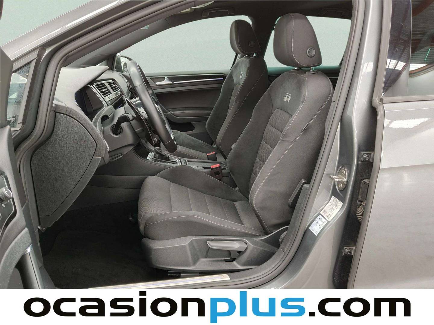 Foto asientos delanteros Volkswagen Golf Volkswagen Golf R 2.0 TSI 4Motion (310 CV) DSG