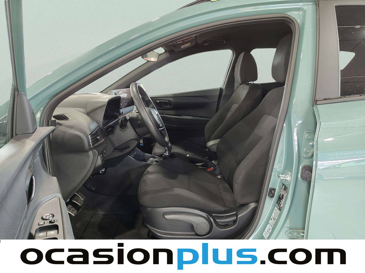 Foto asientos delanteros Hyundai Bayon Hyundai Bayon 1.0T Black Line (90 CV)