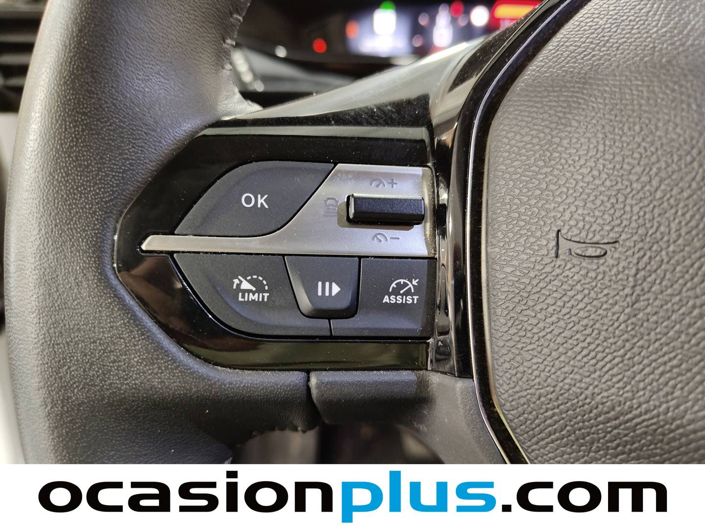 Foto Peugeot 408 Peugeot 408 Puretech 130 Allure Pack EAT8  (130 CV)