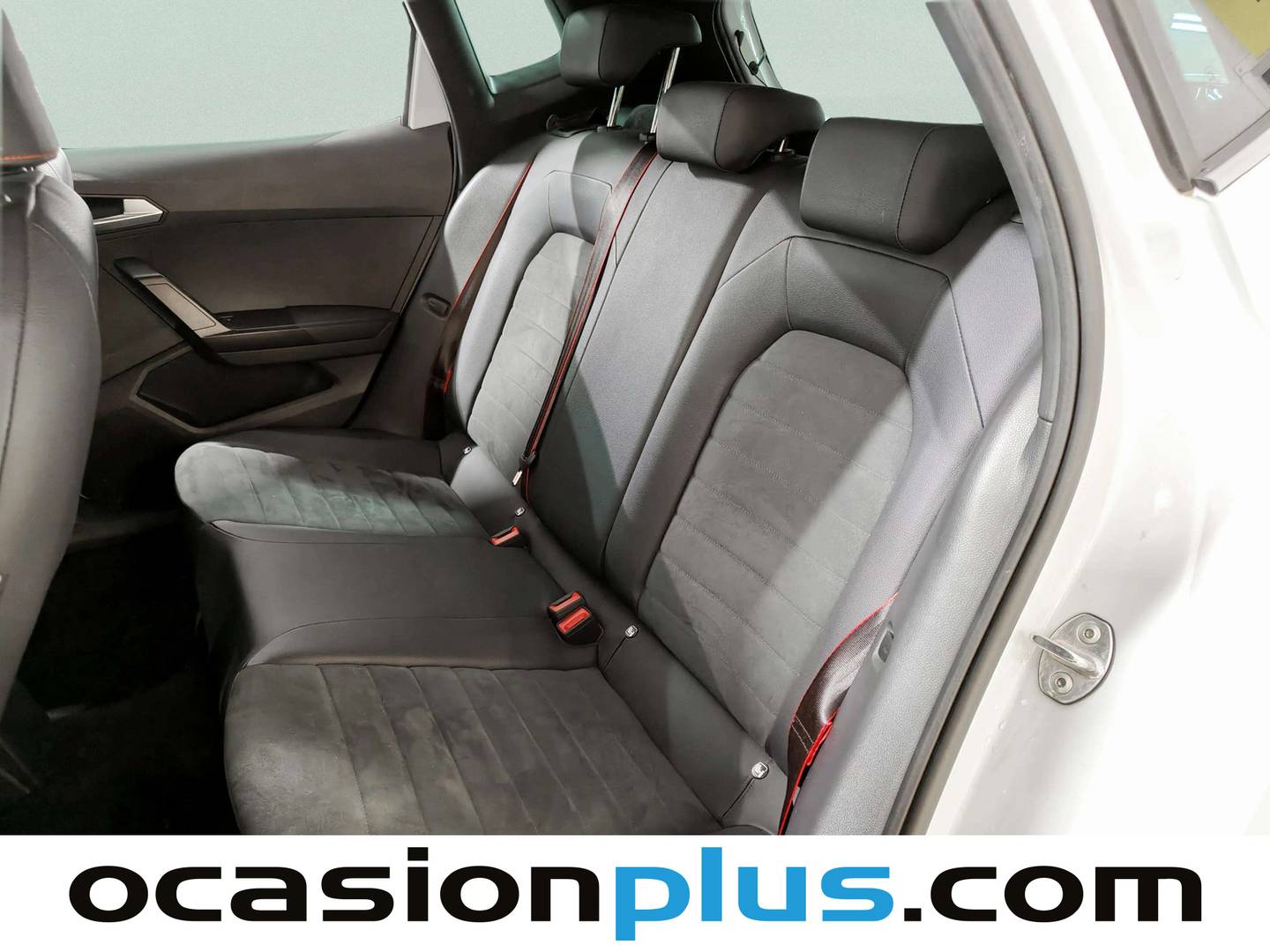 Foto asientos traseros Seat Arona SEAT Arona 1.5 TSI S&S FR XL DSG (150 CV)