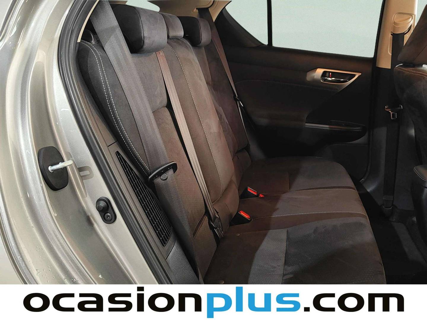 Lexus CT Lexus CT 200h Business (136 CV) al mejor precio