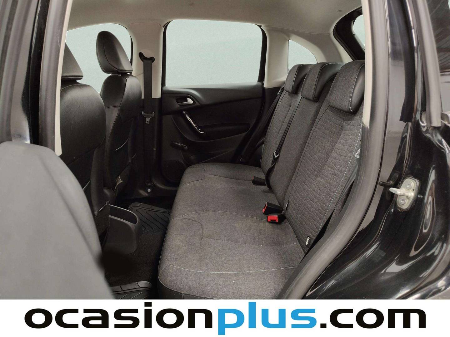 Foto asientos traseros Citroën C3 Citroën C3 BlueHDi 100 Live Edition (99 CV)