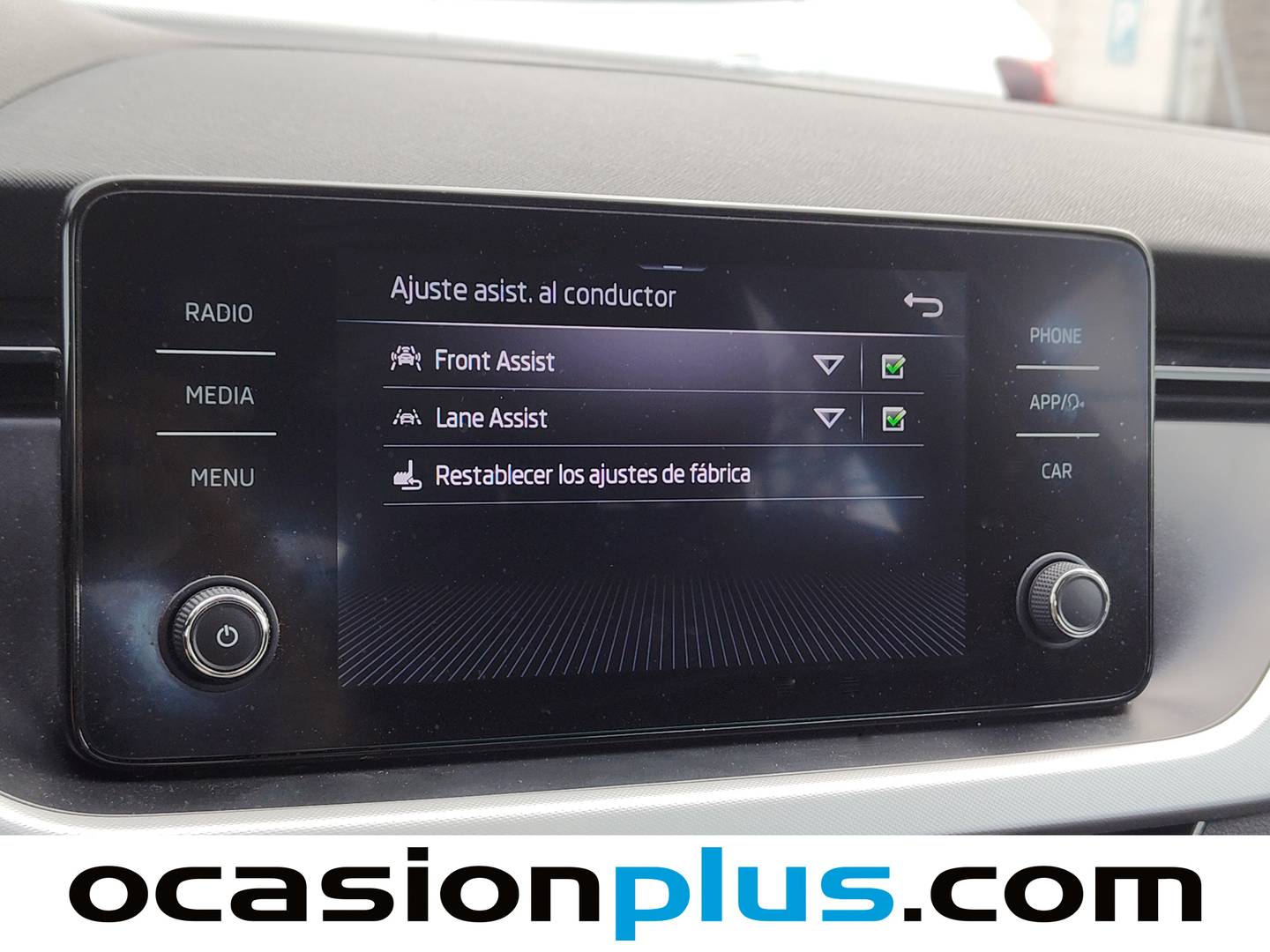 Foto Skoda Kamiq Skoda Kamiq 1.0 TSI Ambition DSG (110 CV)