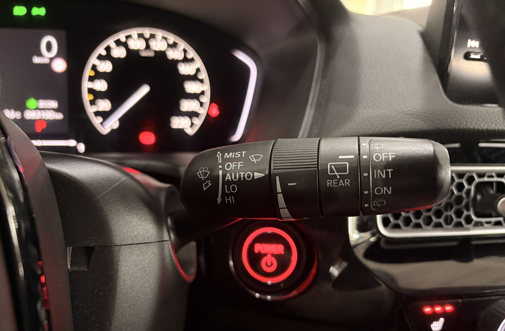 Honda Civic 2.0 i-MMD Elegance CVT - foto 28